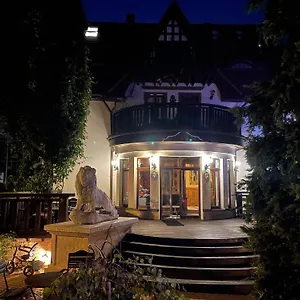 https://dworek-oliwski.gdanskhotel.org